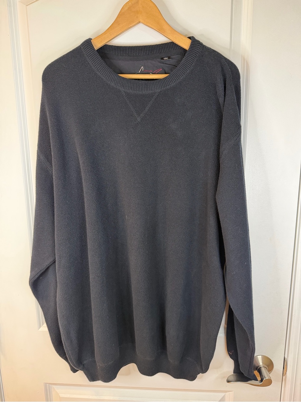 Vintage Greg Norman Men's Crewneck Sweater in Black, size L